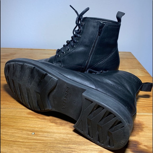 Leather boots - Picture 2 of 6